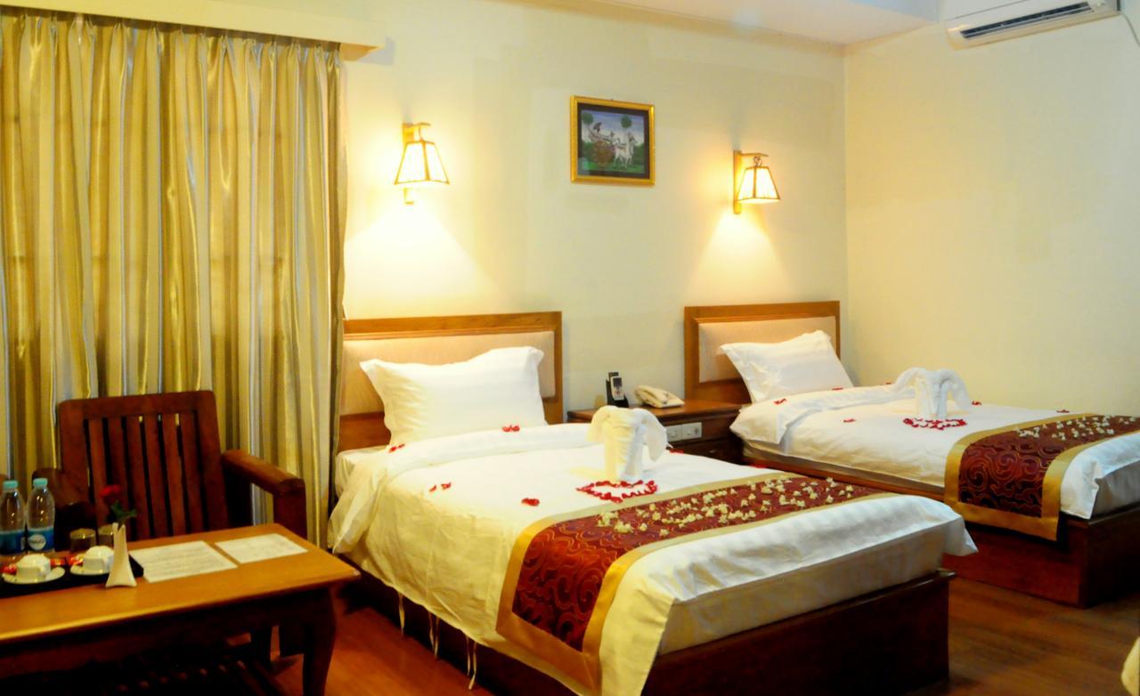 Hotel Innya Yangon Extérieur photo