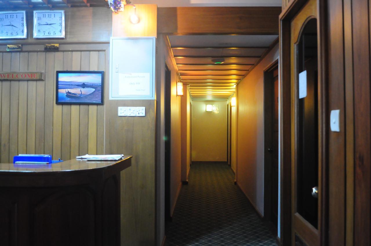 Hotel Innya Yangon Extérieur photo