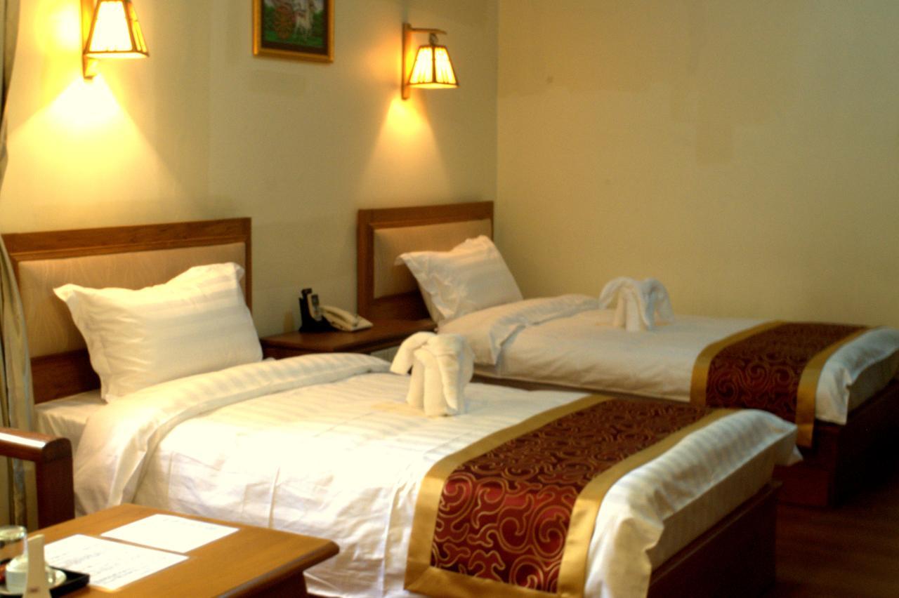 Hotel Innya Yangon Extérieur photo