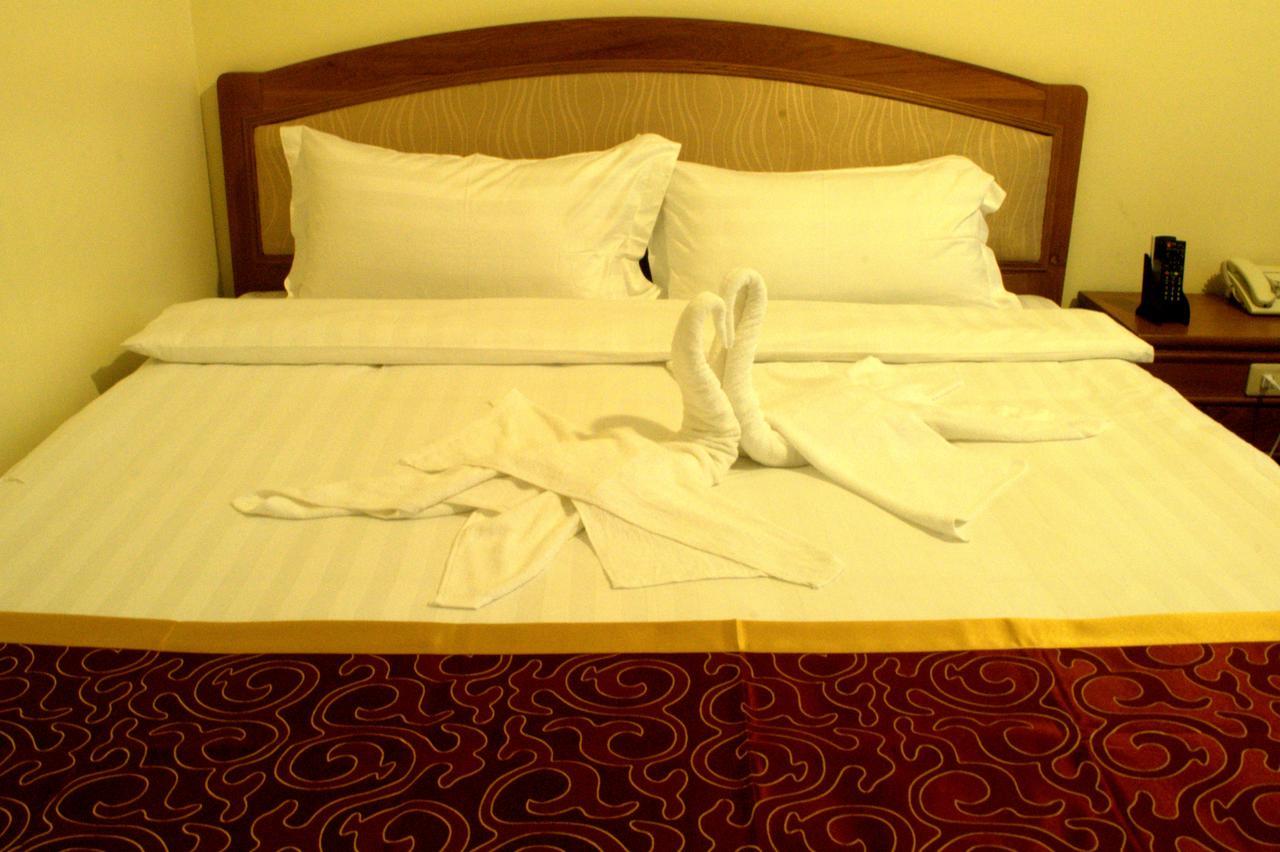 Hotel Innya Yangon Extérieur photo