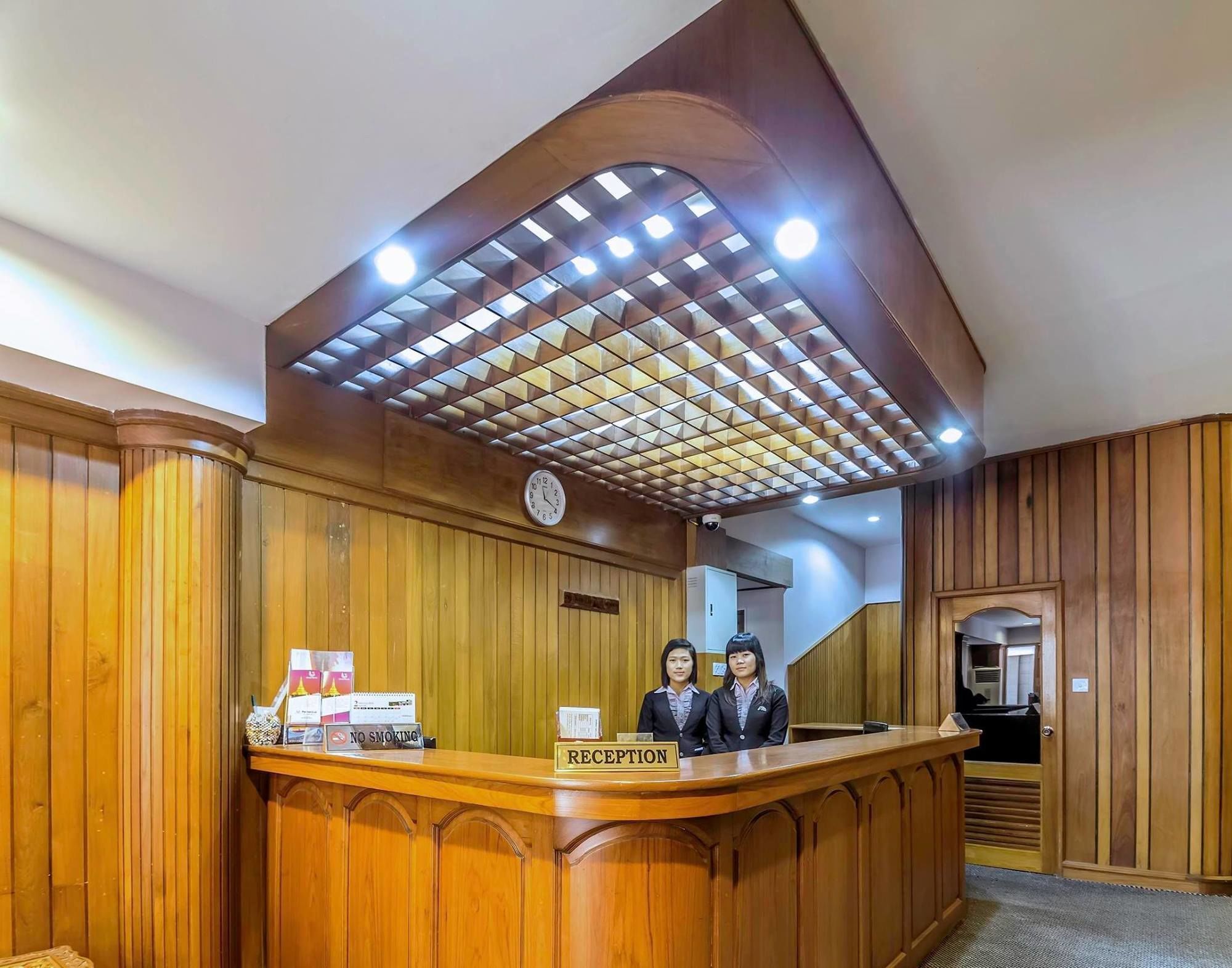 Hotel Innya Yangon Extérieur photo